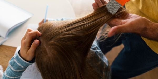 Vuelta al cole y piojos: guía del farmacéutico